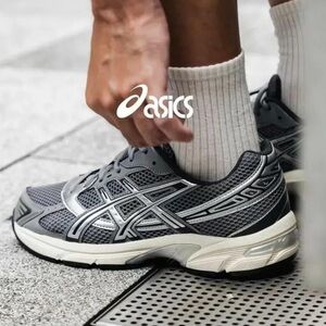 ASICS Men's Gel-1130 Shoes in Gray